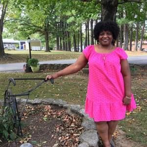 Meet your Posher, Felicia